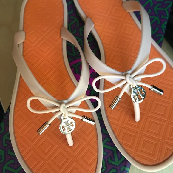 SOLD Tory Burch Jelly Bow Beach Flip Flop Sandals - Picture 3 of 8